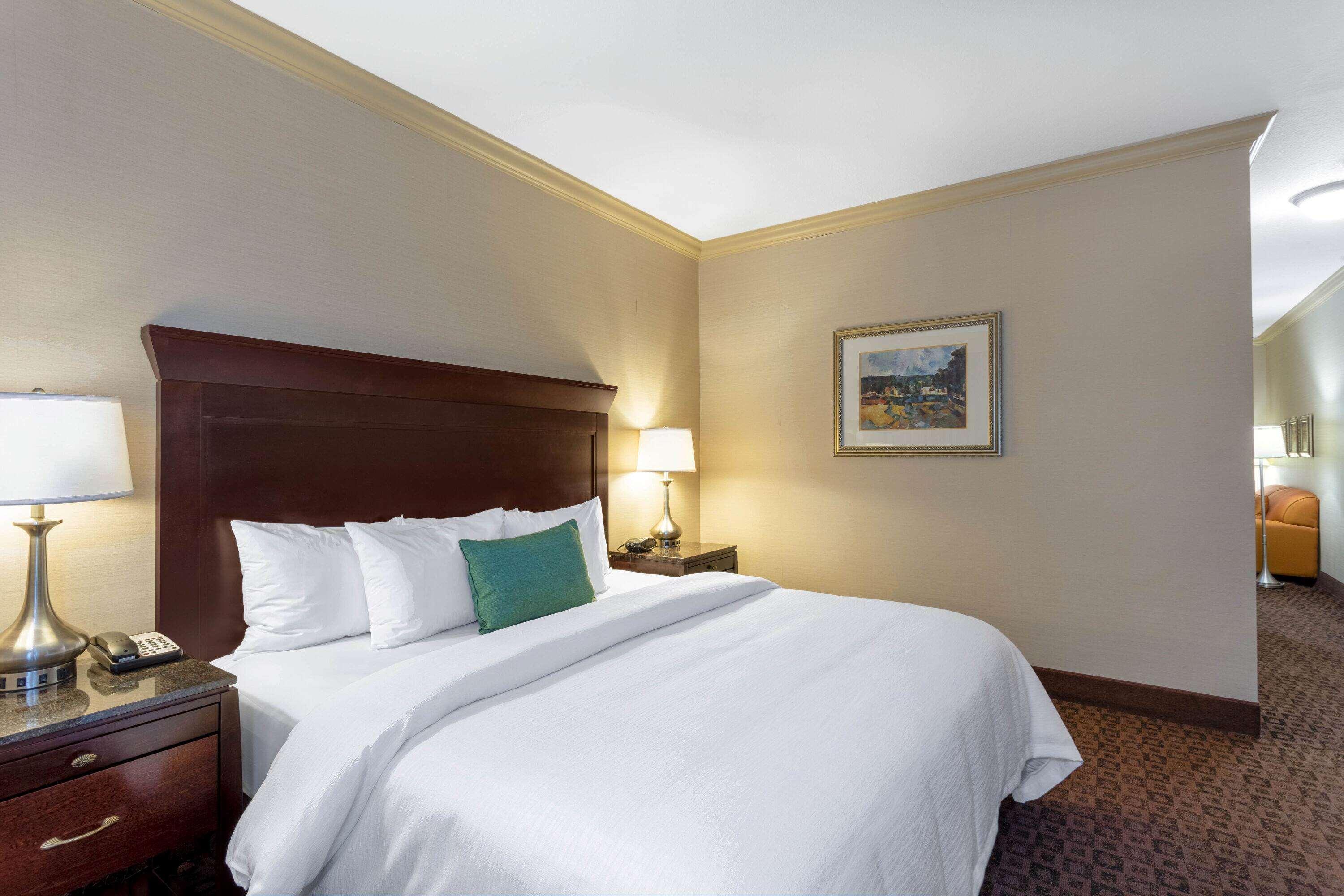 Hawthorn Suites West Palm Beach
