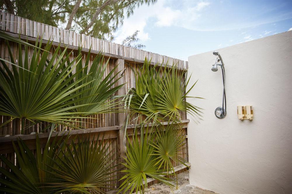 The Meridian Club by null