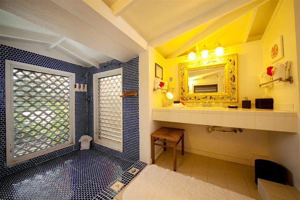 The Meridian Club by null