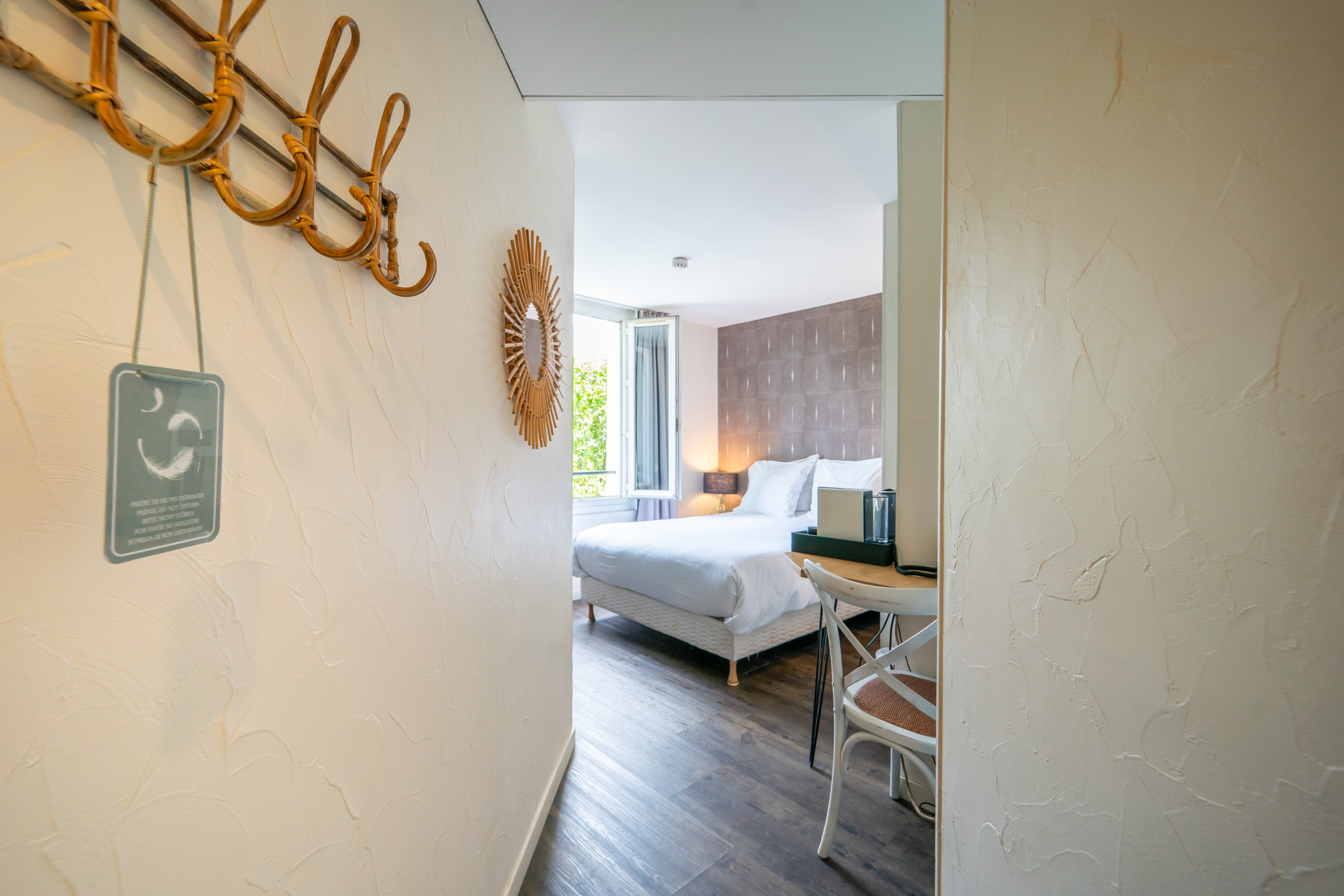 Auberge Flora by null