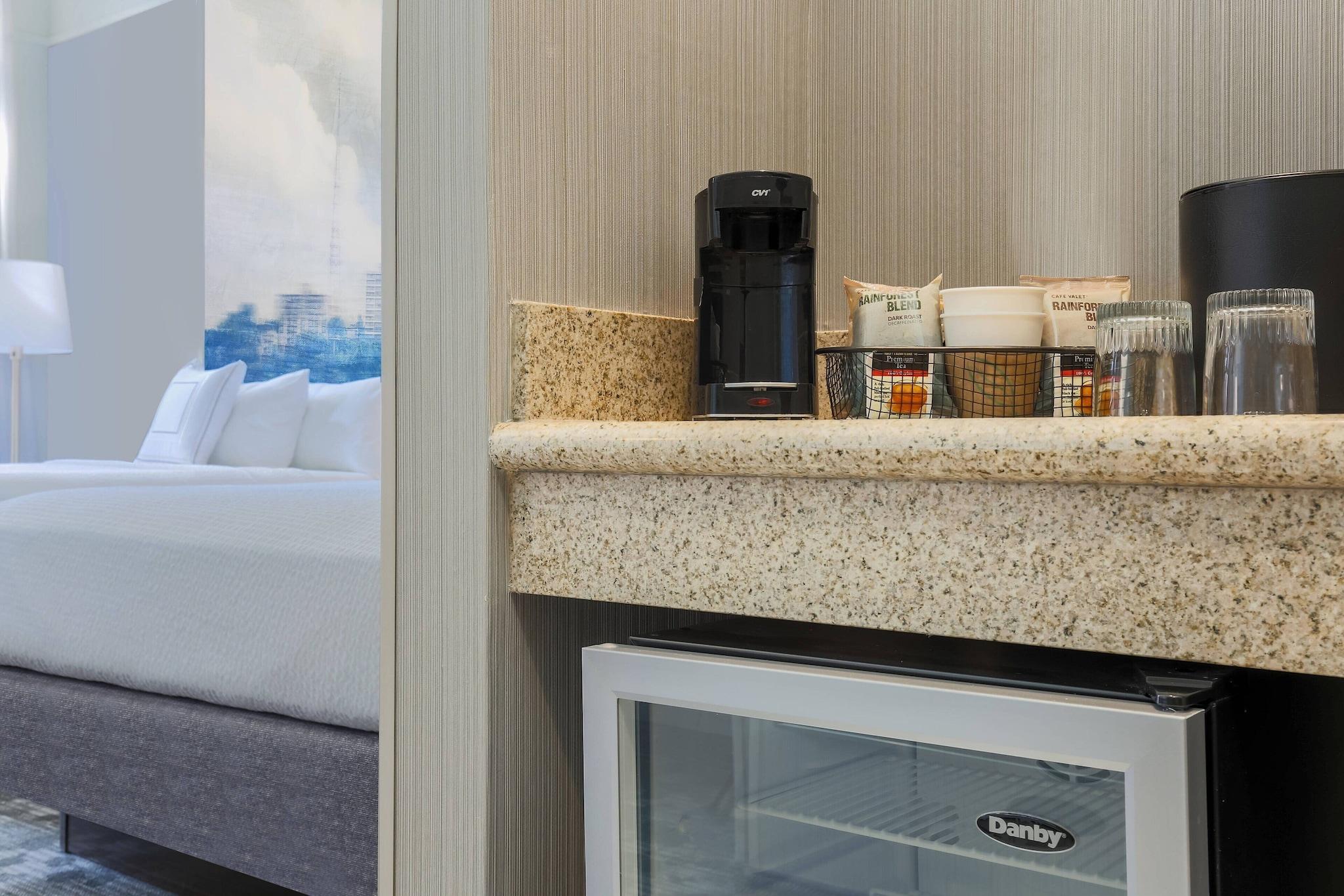 Courtyard By Marriott Pittsburgh Downtown