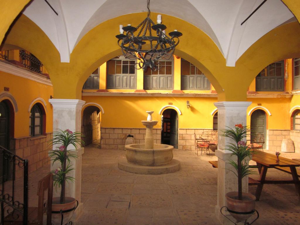 Hostal La Casona