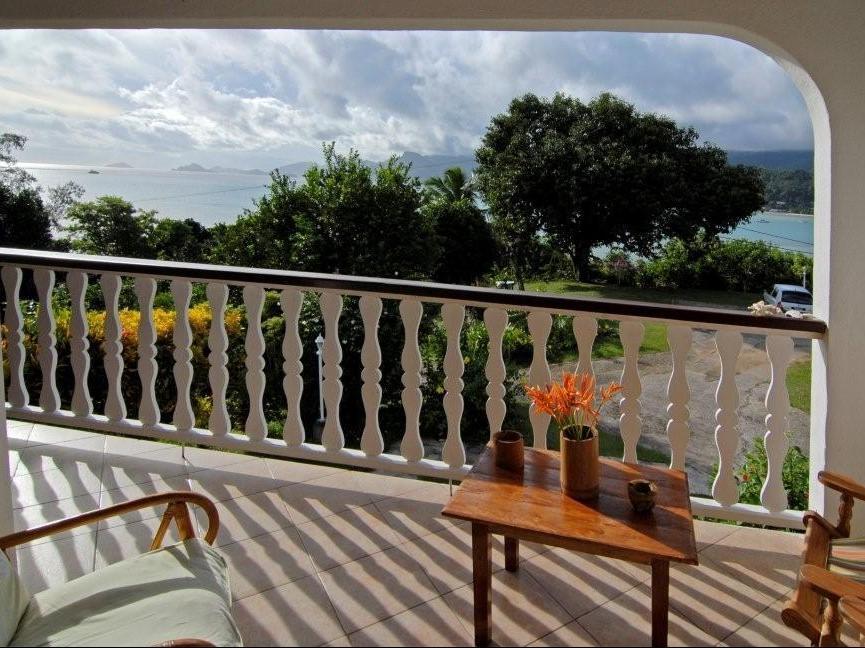 La Residence Villas & Studios