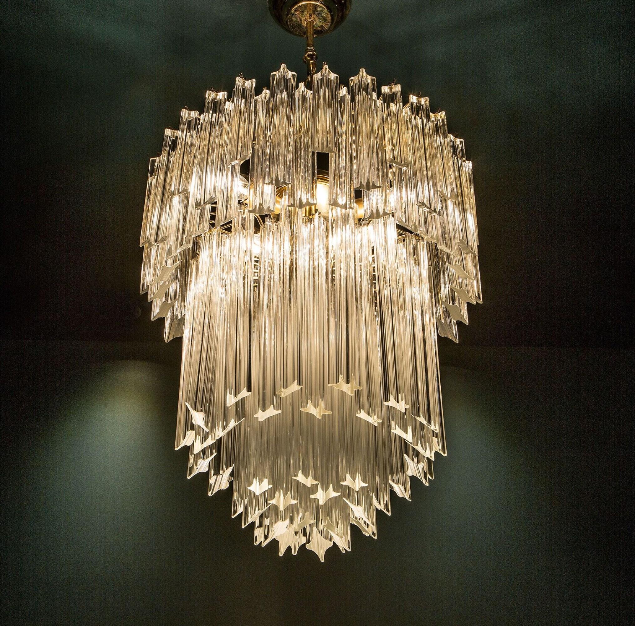 Hôtel du Rond Point des Champs Elysées Paris 8ème - Esprit de France by null