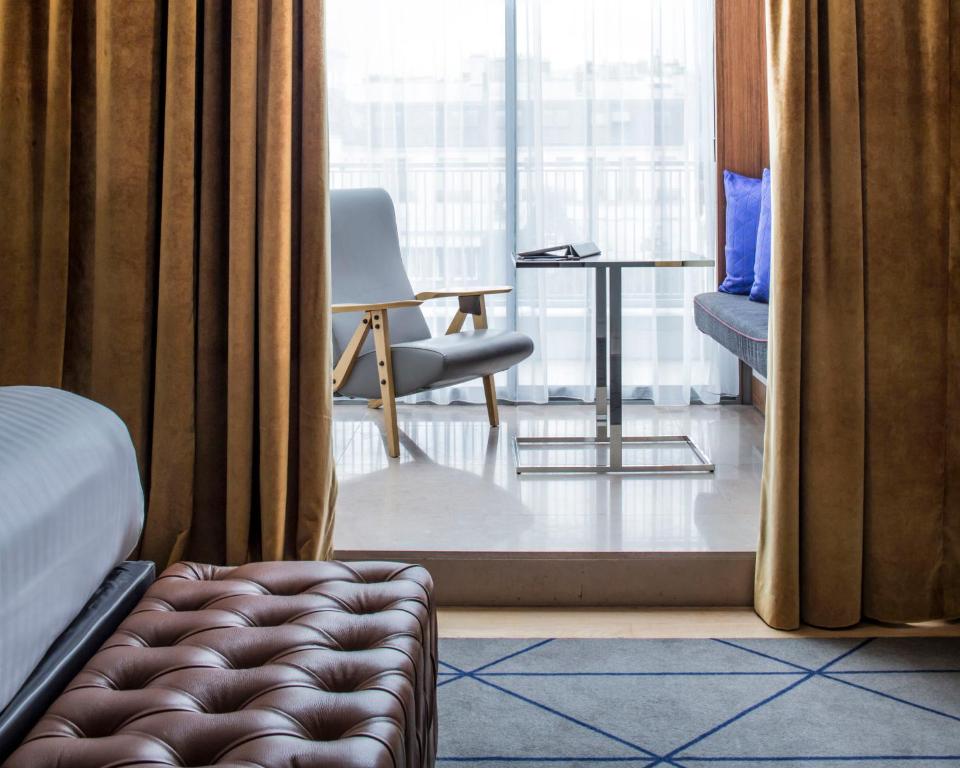 Галерея изображений Hotel De Sers Champs Elysees