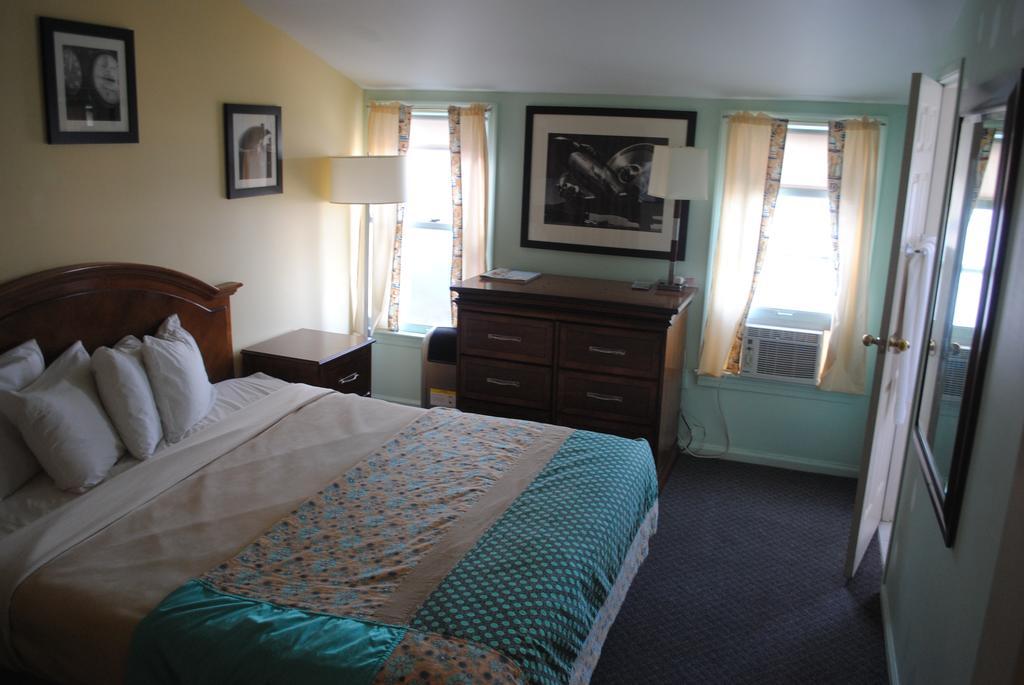 The Grenville Hotel & Restaurant by null