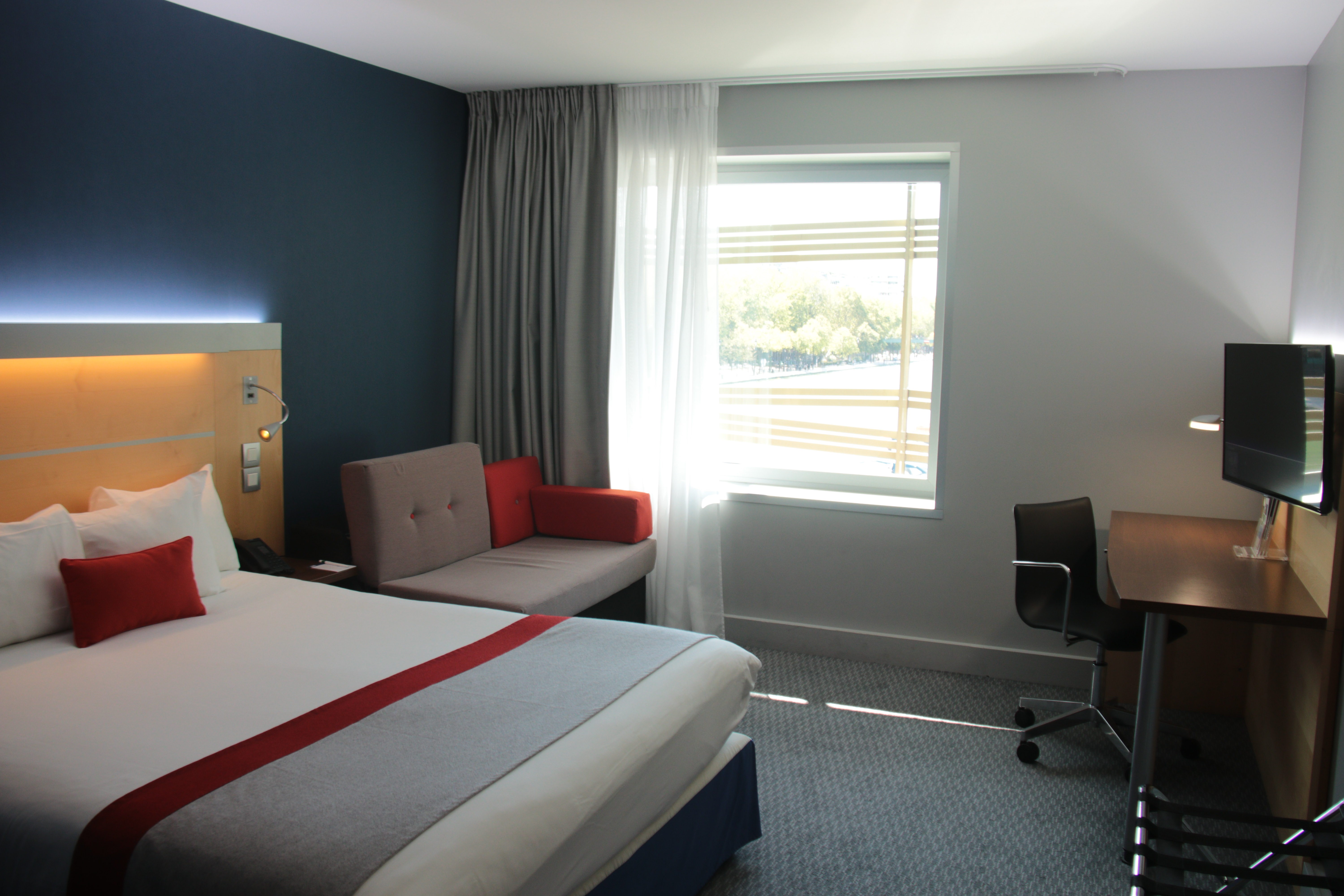 Imagem da galeria de Holiday Inn Express Paris - Canal De La Villette