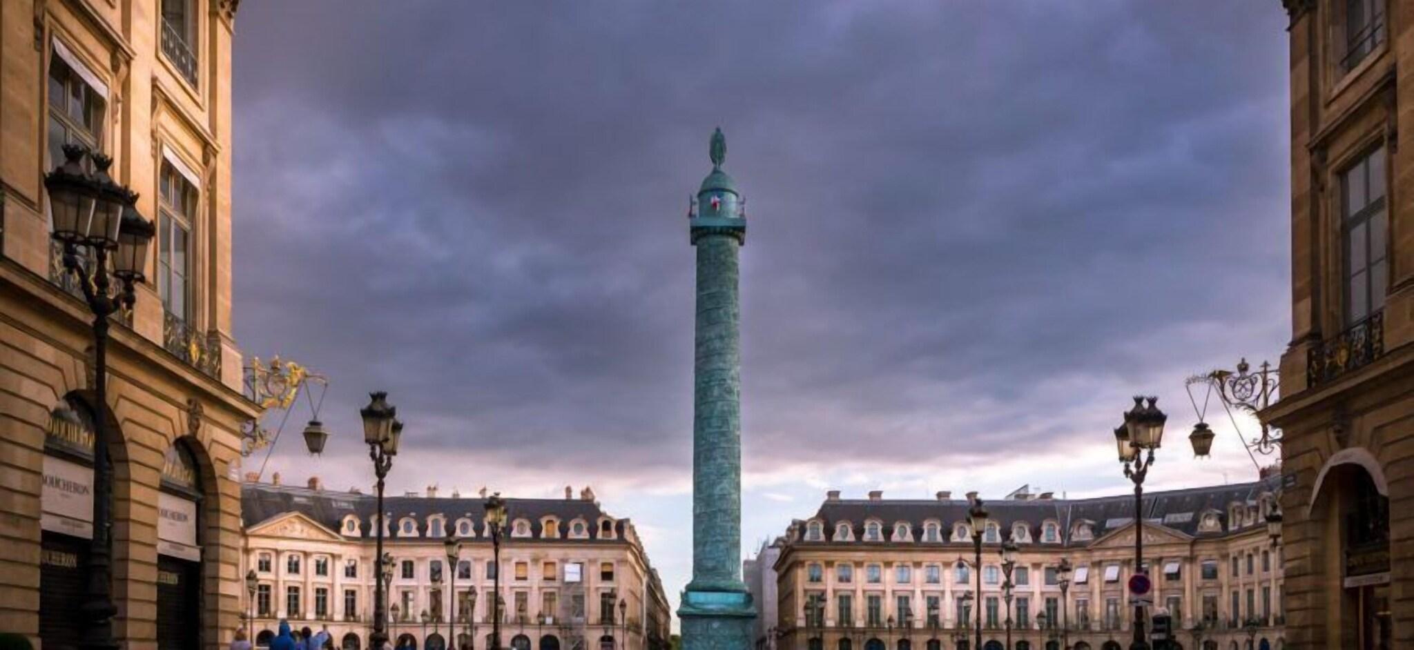 Hôtel Du Continent by null