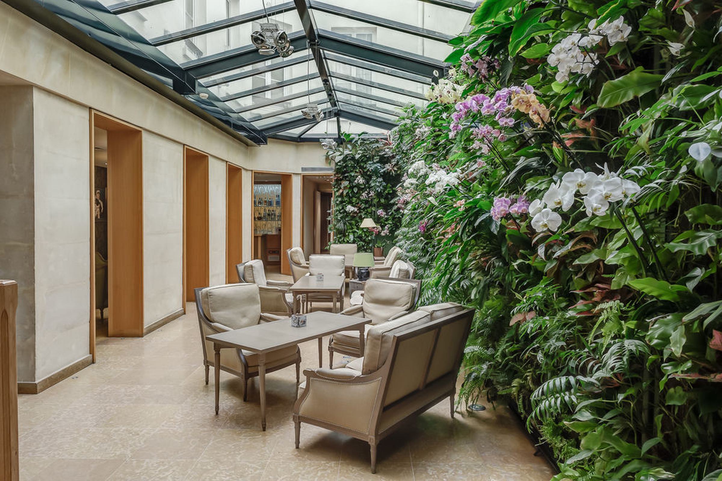 Hôtel Pas de Calais - Paris Saint Germain des Pres by null