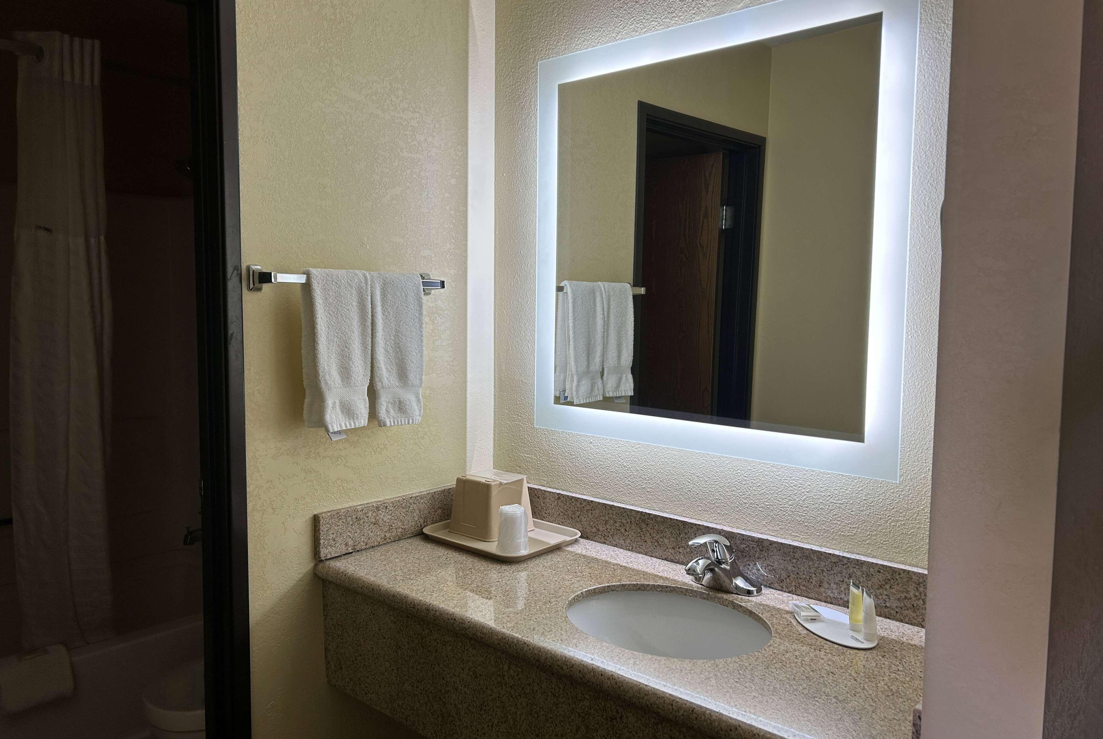 Days Inn By Wyndham Holbrook