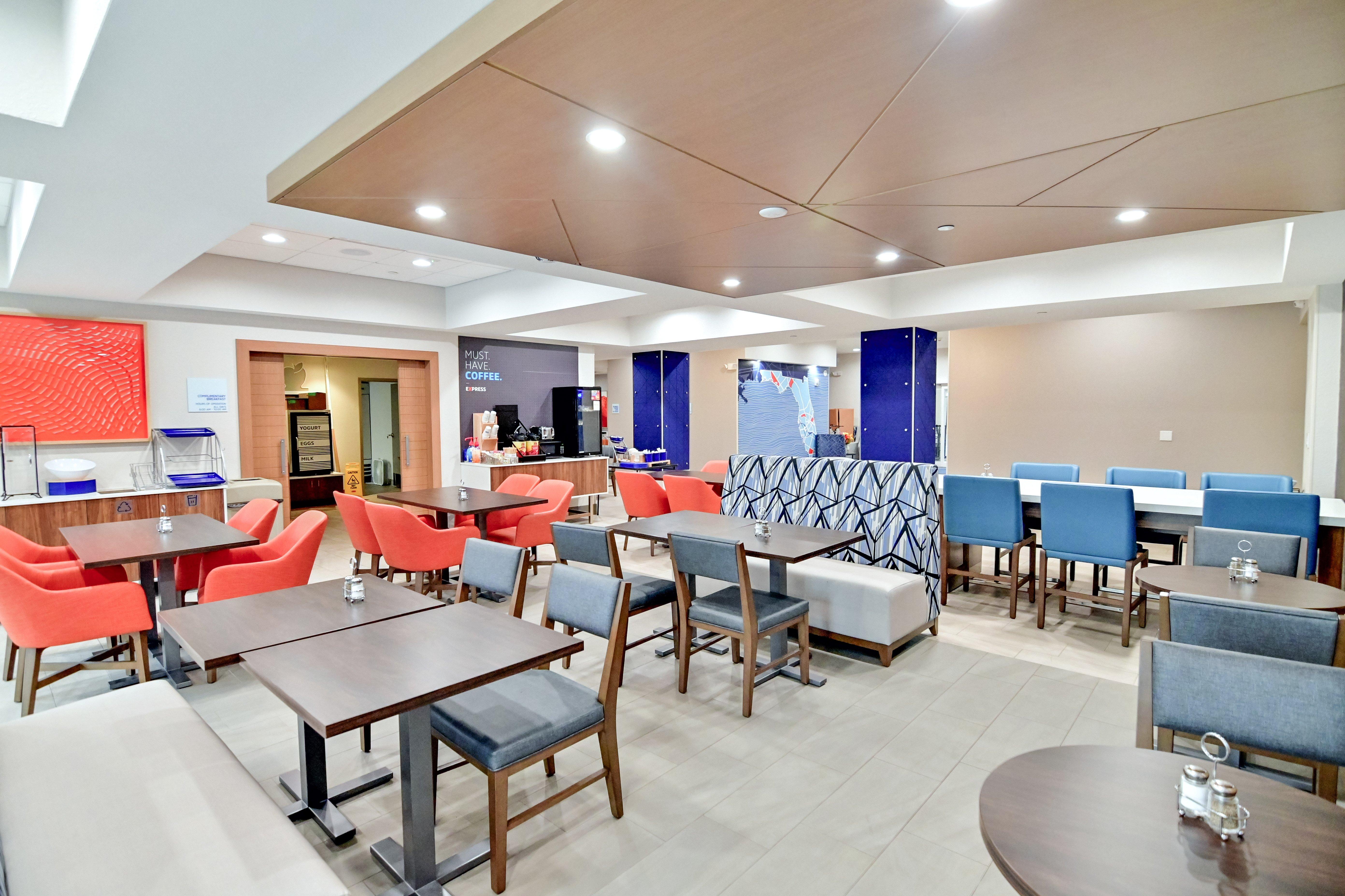 Holiday Inn Express & Suites Palm Coast - I-95