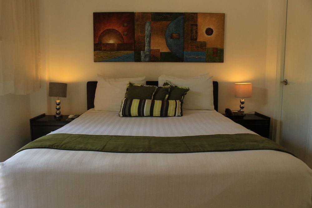 Albrook Inn by null