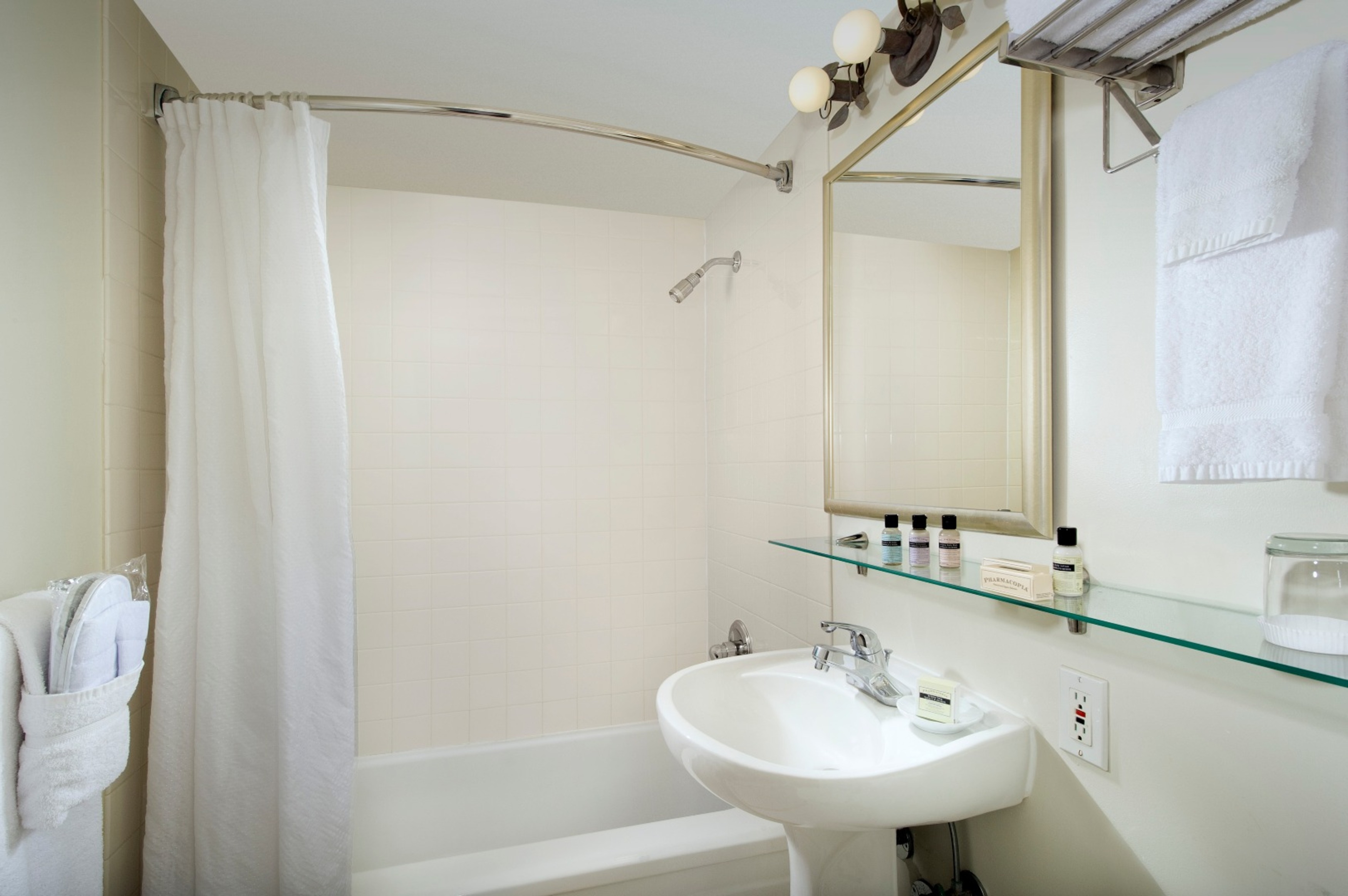 Park Lane Suites & Inn