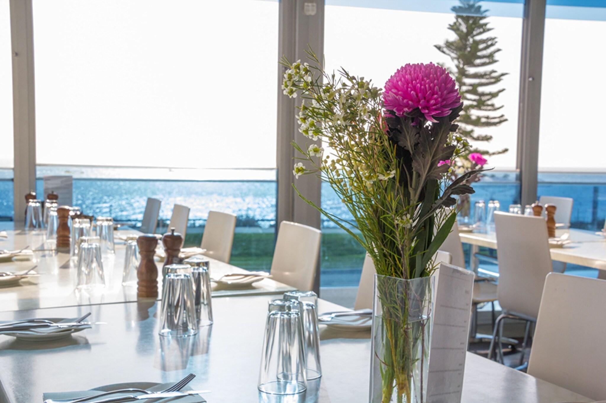 Ocean Beach Backpackers by null