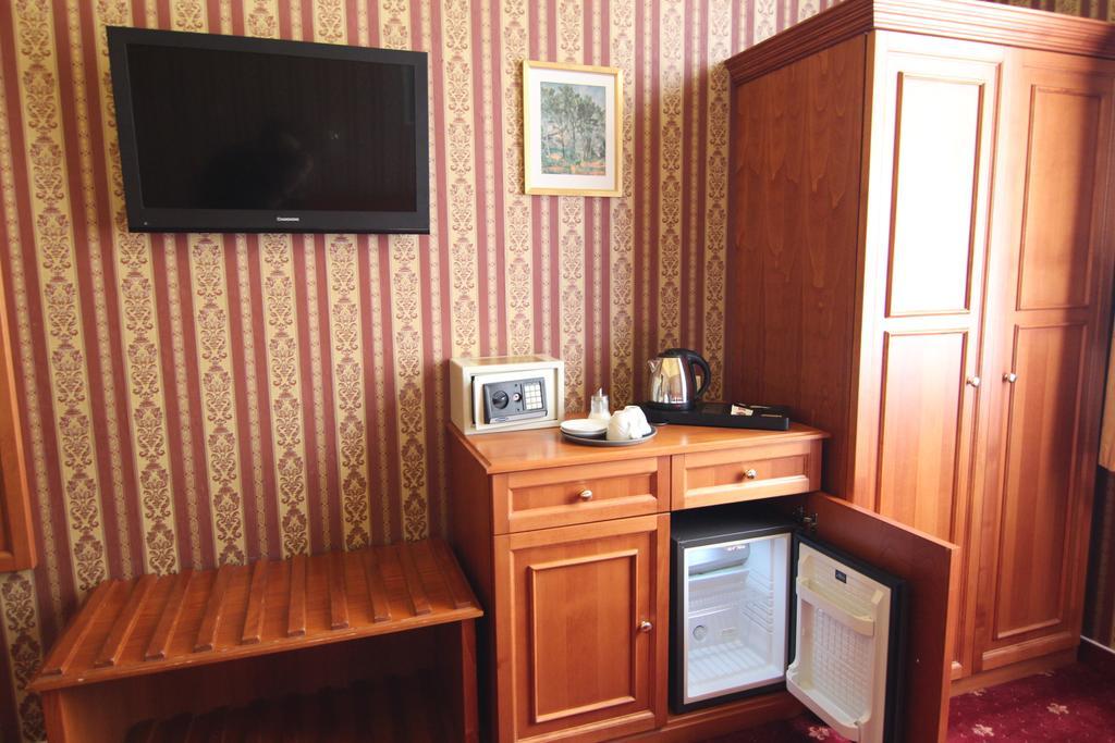 Old Prague Hotel by null