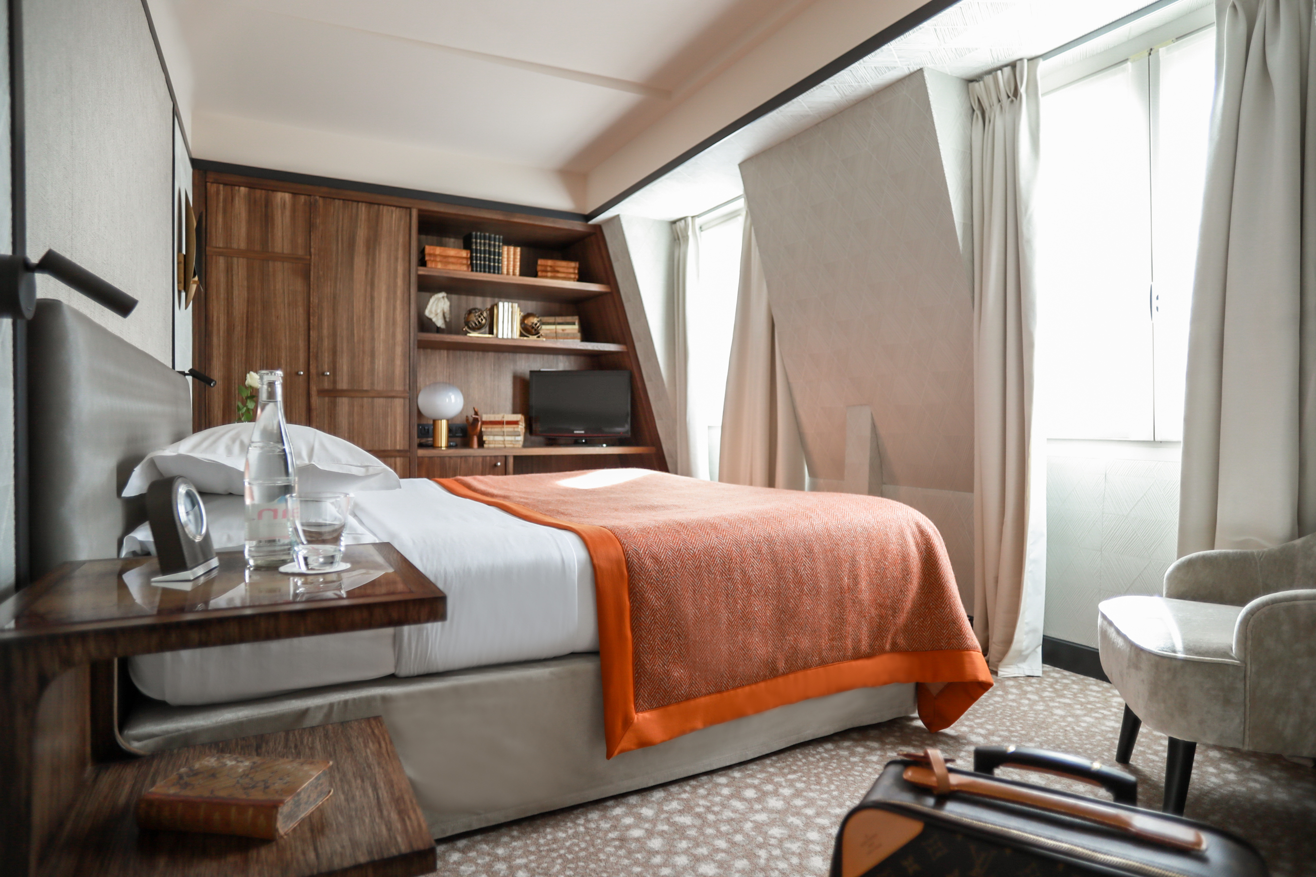 Imagem da galeria de Esprit Saint Germain