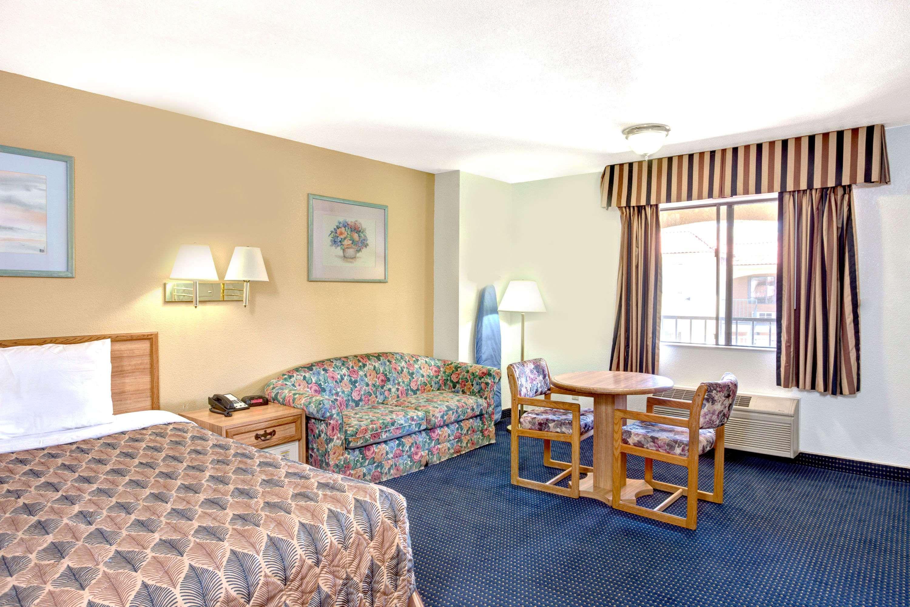 Travelodge by Wyndham Banning Casino & Outlet Mall