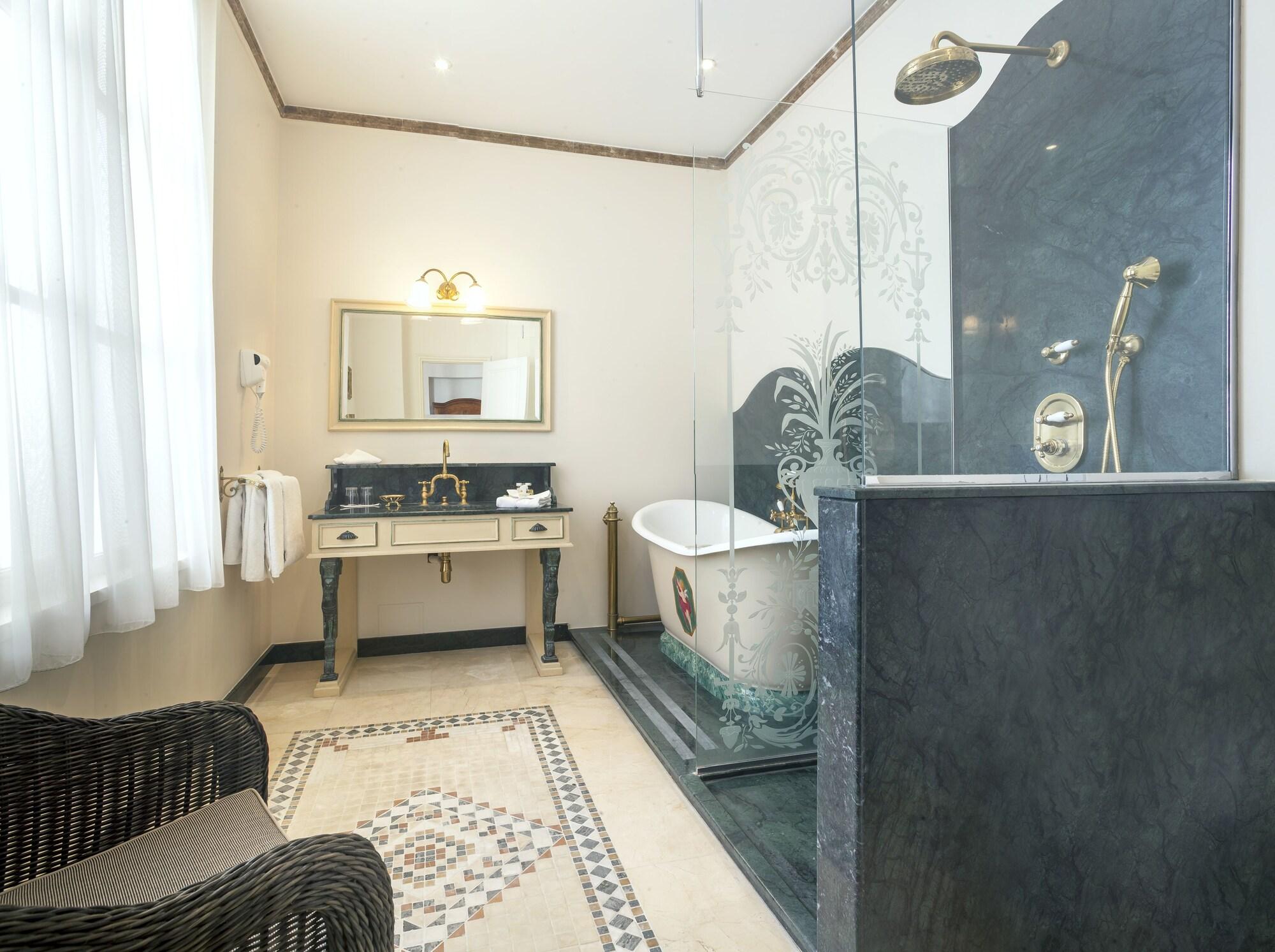 Hôtel d'Angleterre Saint Germain des Prés by null