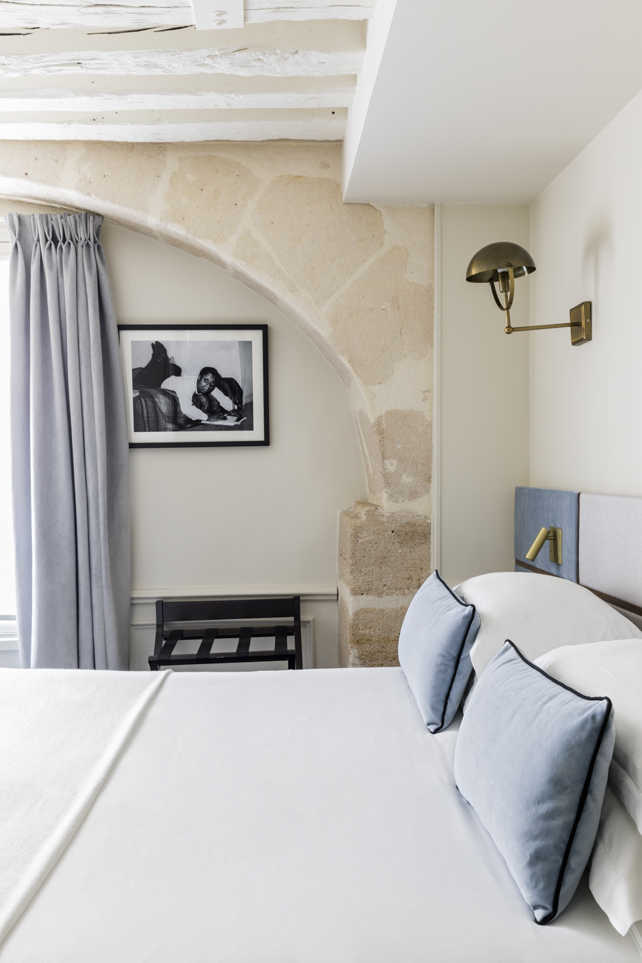 Hotel Verneuil by null