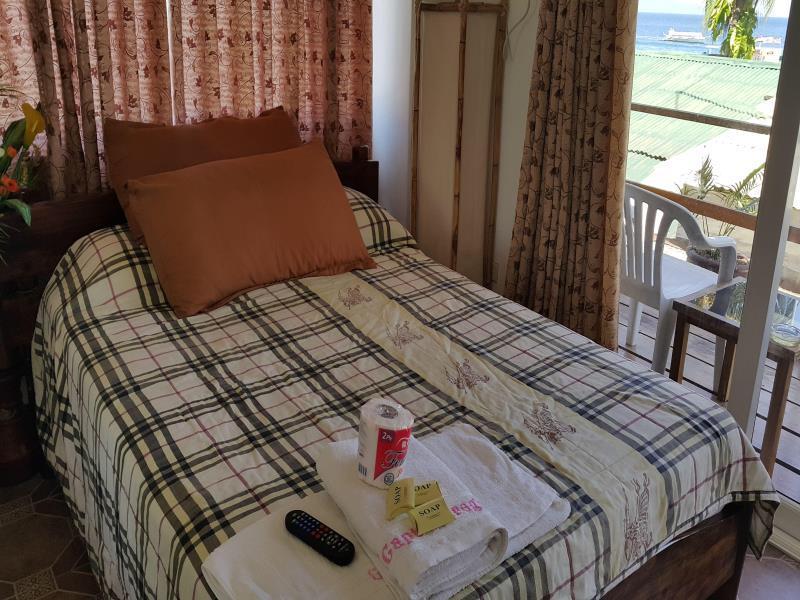 Capt'n Greggs Dive Resort by null