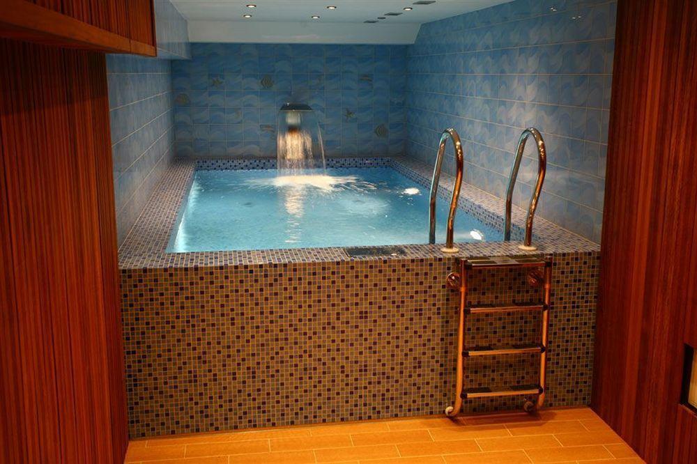 Askania Hotel by null