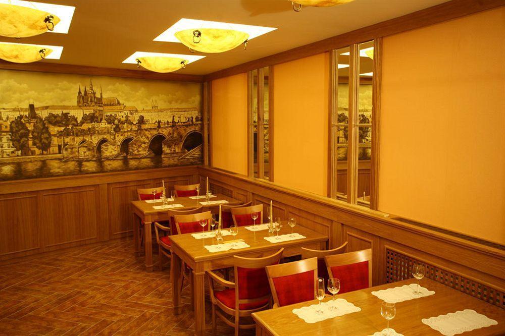 Askania Hotel by null