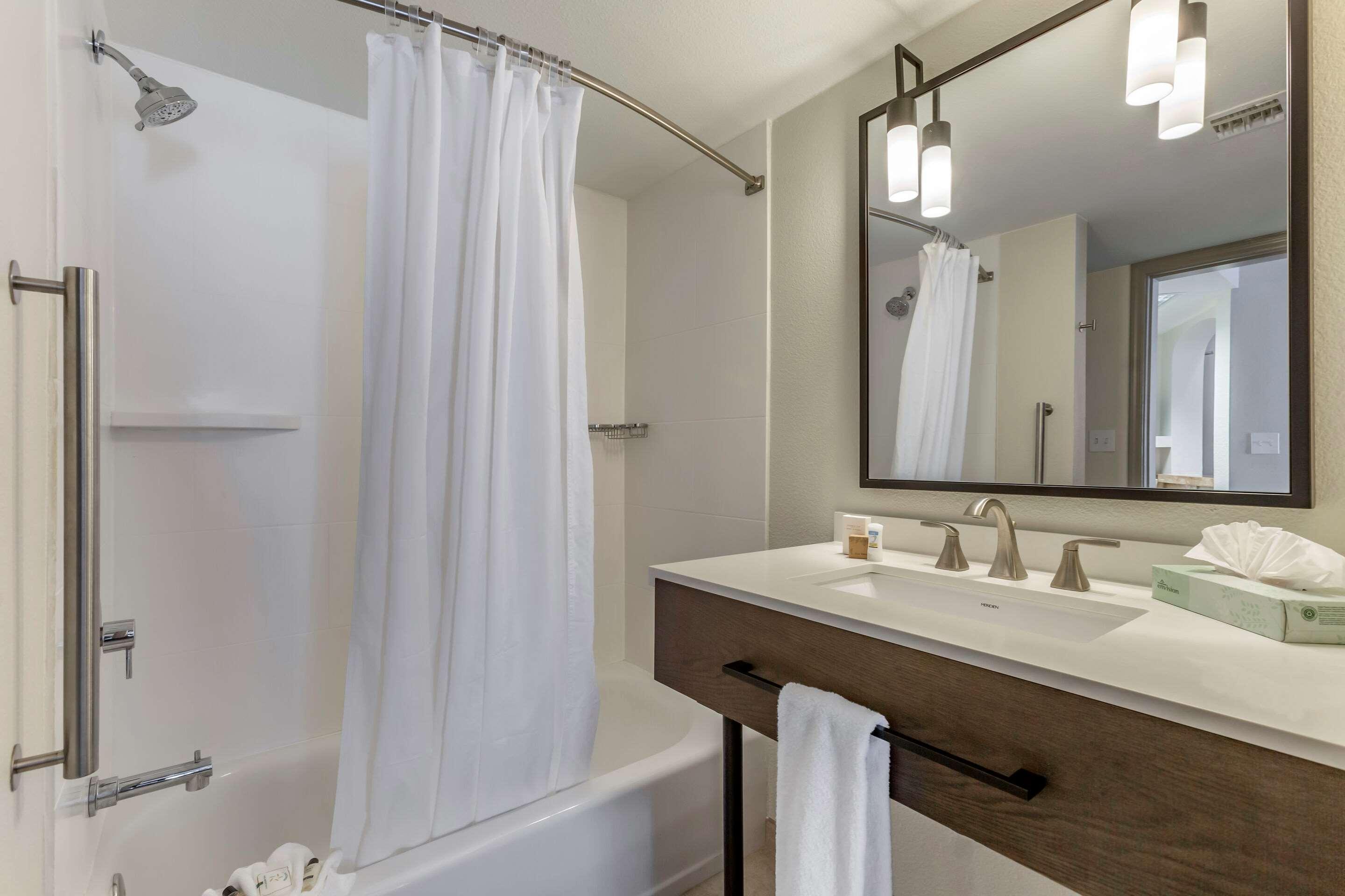 Windmill Suites Surprise, Ascend Hotel Collection