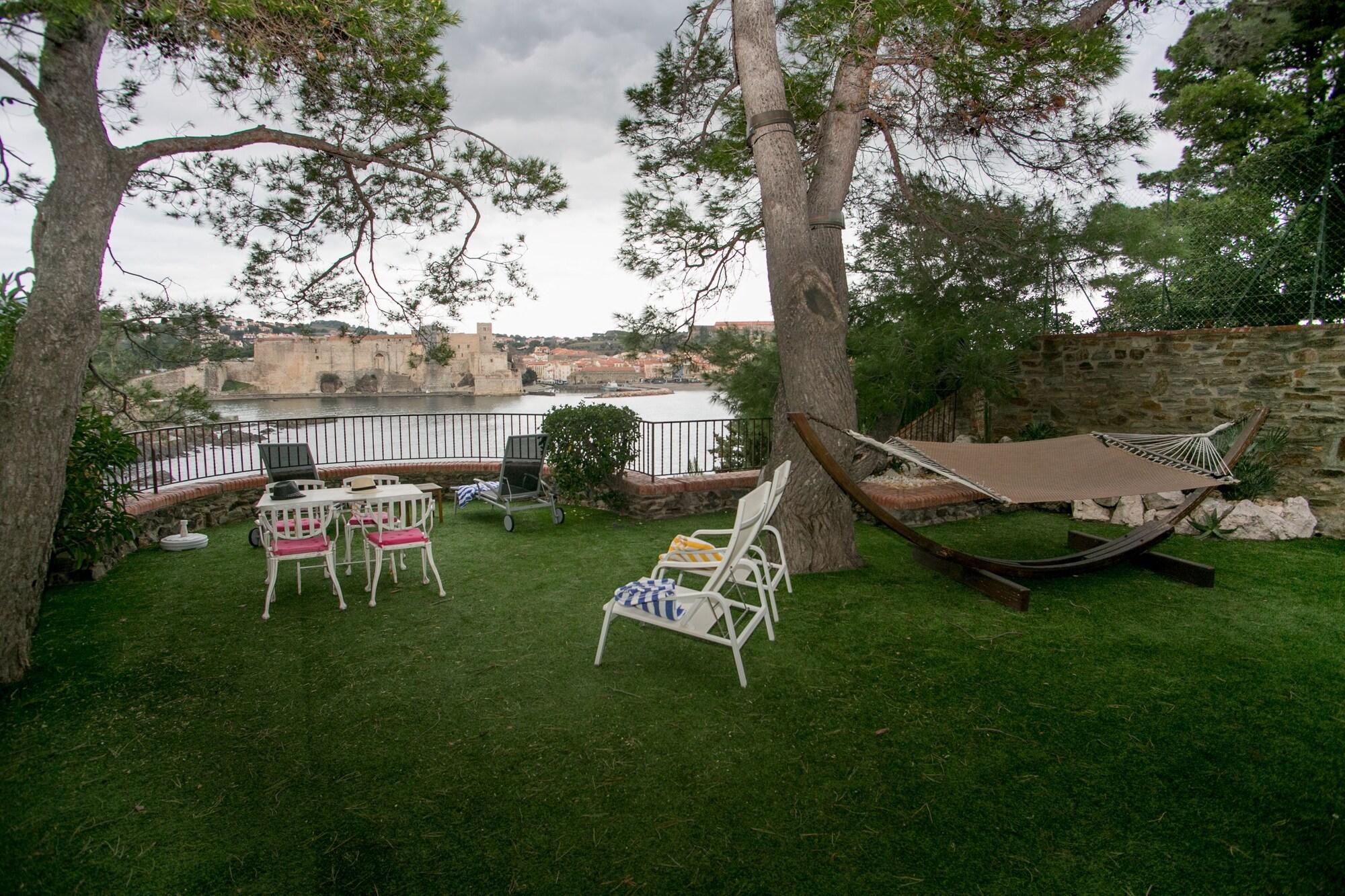Le Relais des Trois Mas by null