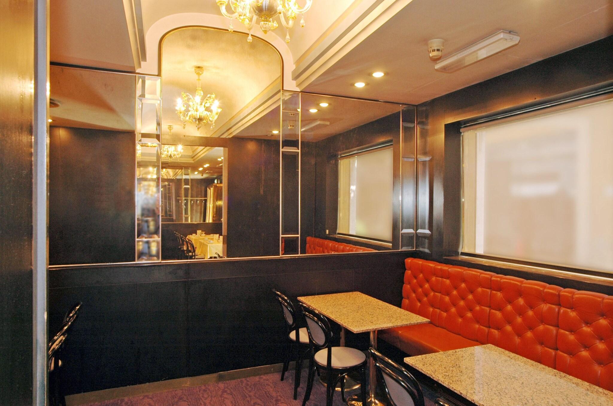 Hotel Centrale Byron by null