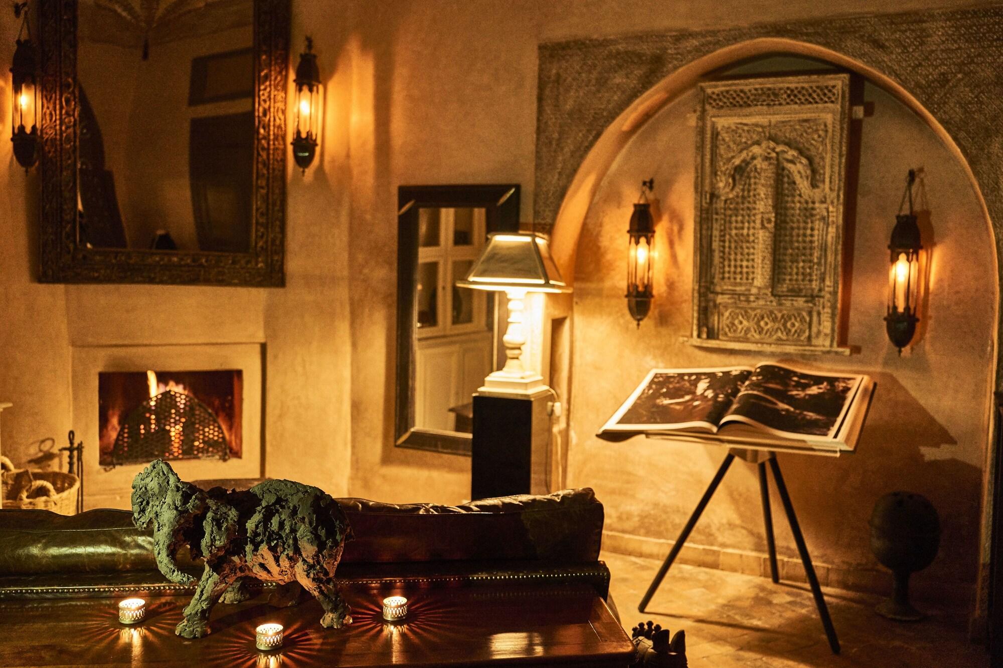 Riad Noir D'Ivoire by null