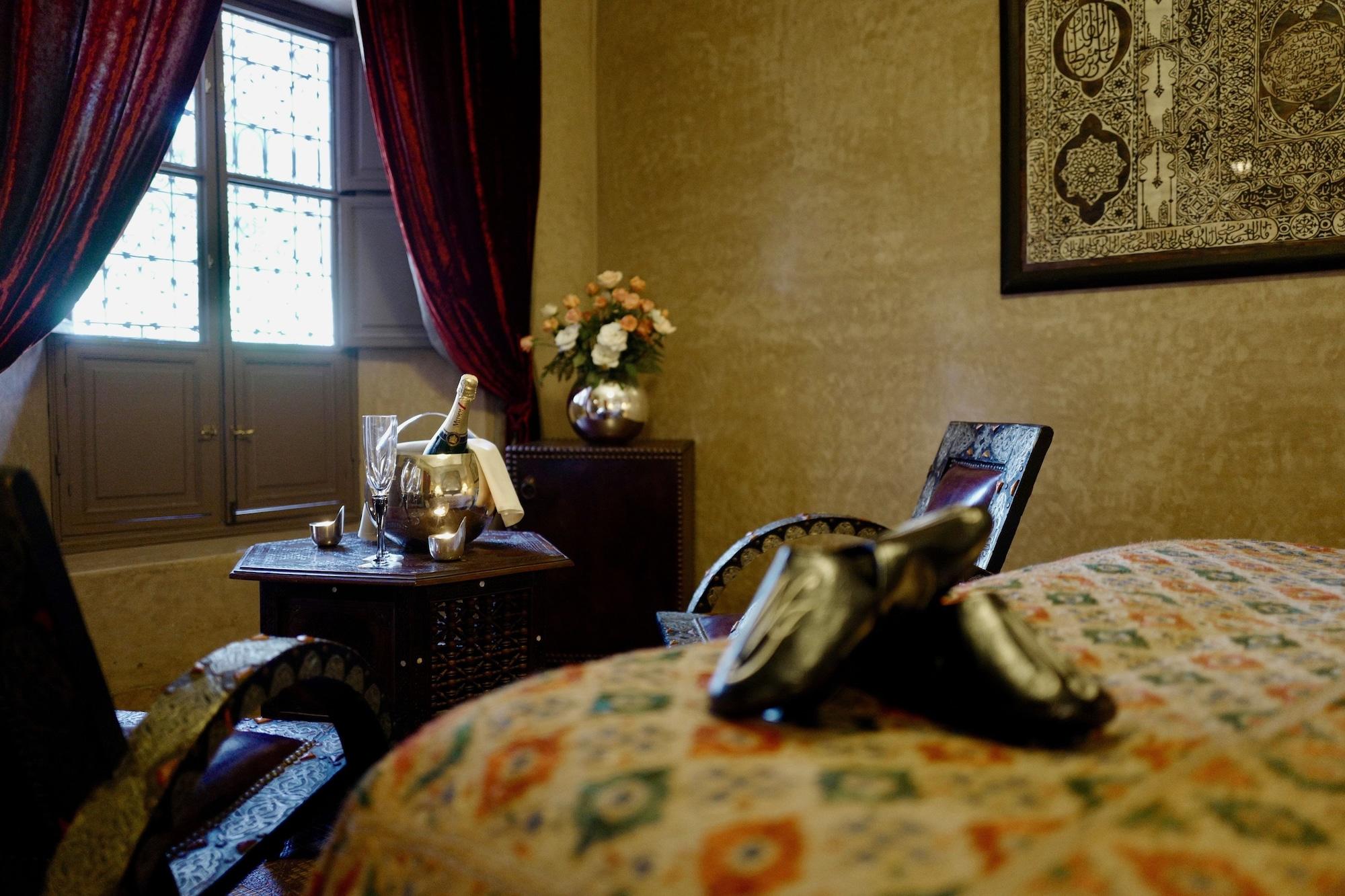 Riad Noir D'Ivoire by null