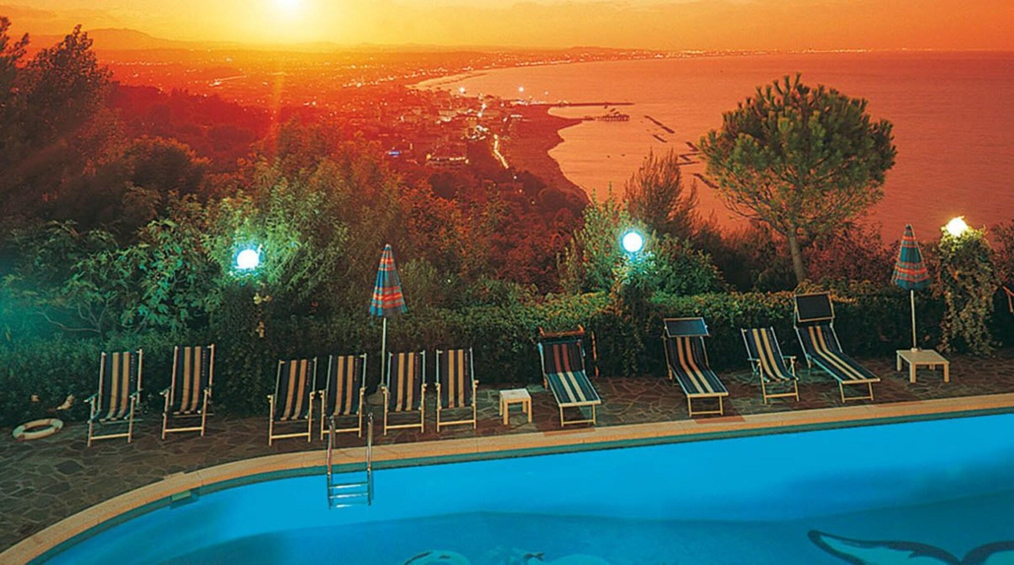 Hotel Posillipo - Arrivederci a Marzo 2026! by null