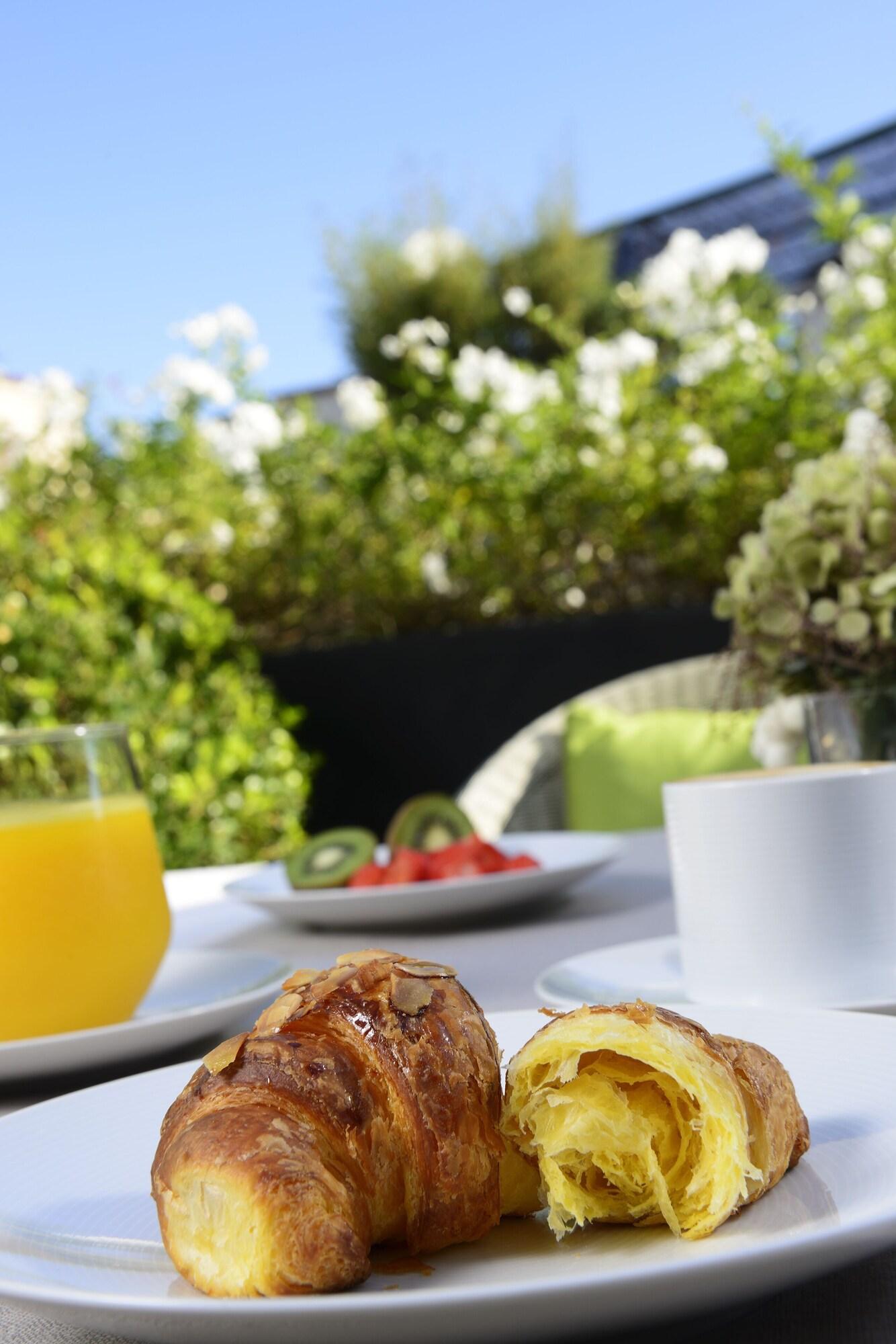 Mario de' Fiori 37 by null