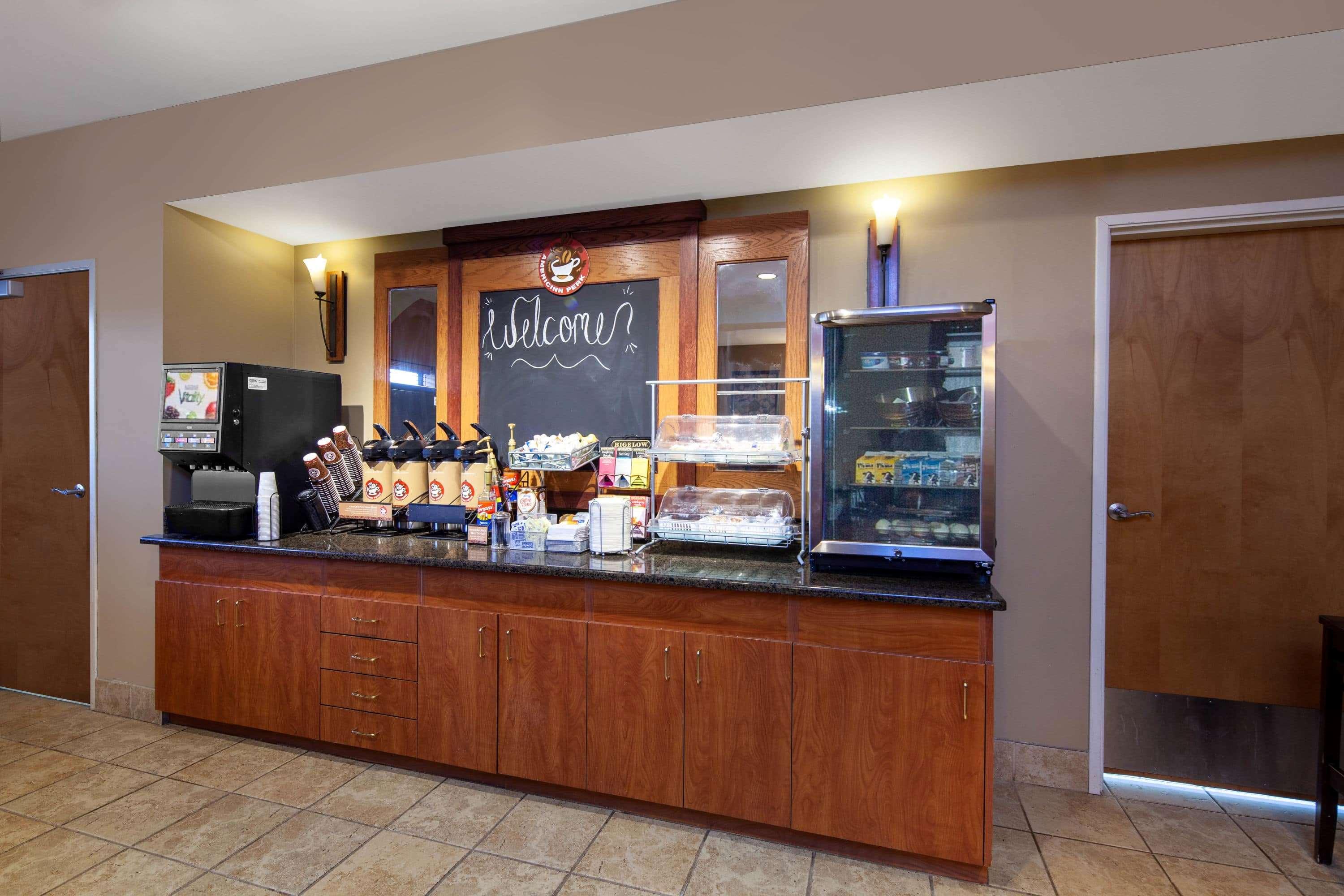 Americinn By Wyndham Rochester Airport