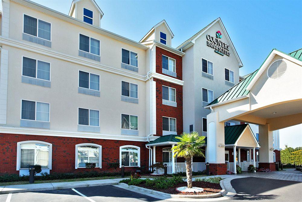 Country Inn & Suites by Radisson, Wilson, NC image