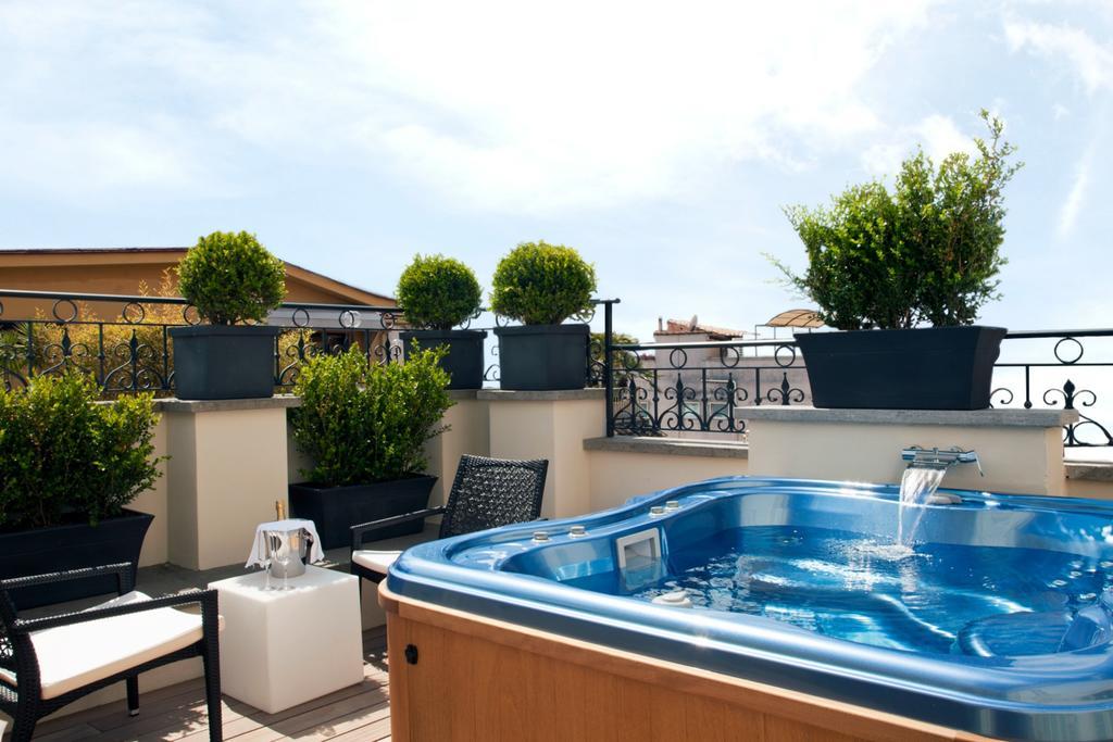 The First Roma Arte by null The First Roma Arte by null