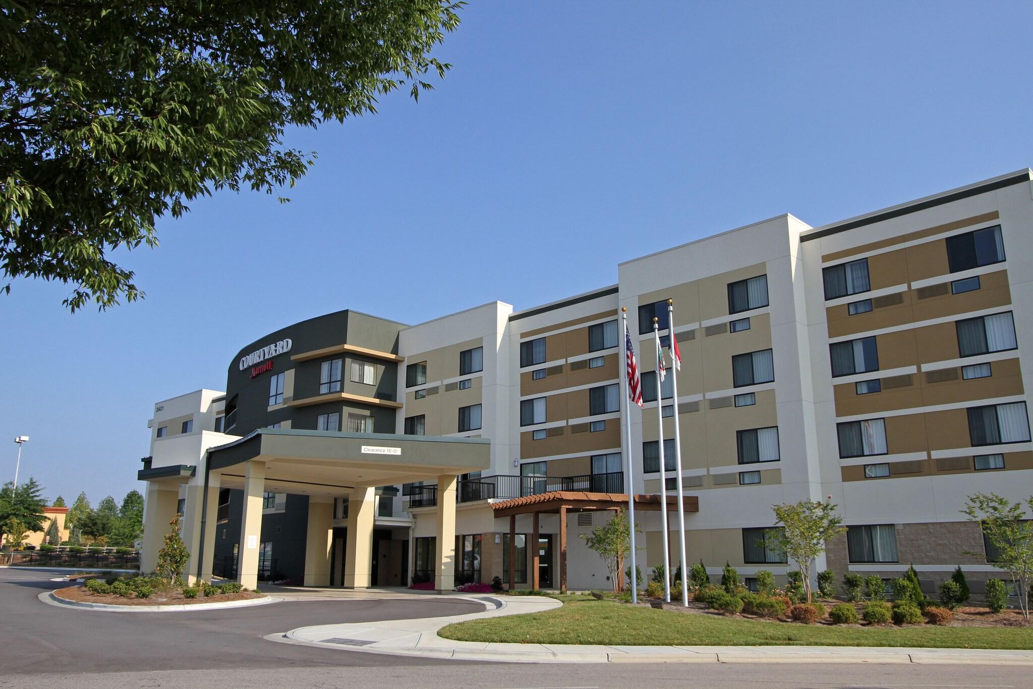 Courtyard By Marriott Triangle Town Center