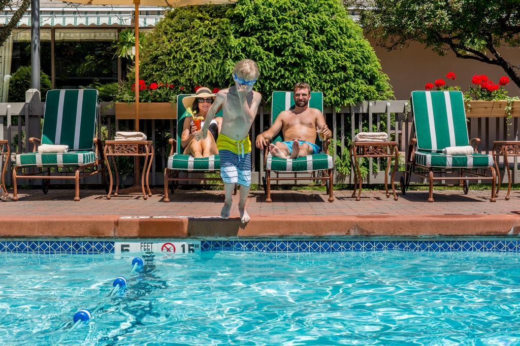 High Peaks Resort by null