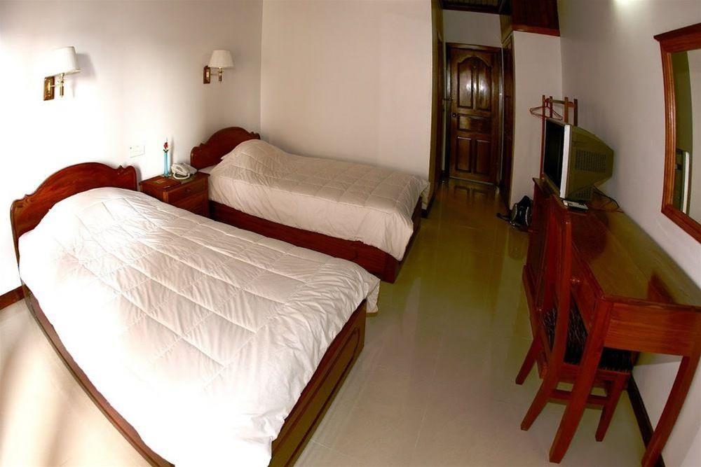 Mom's Guesthouse by null
