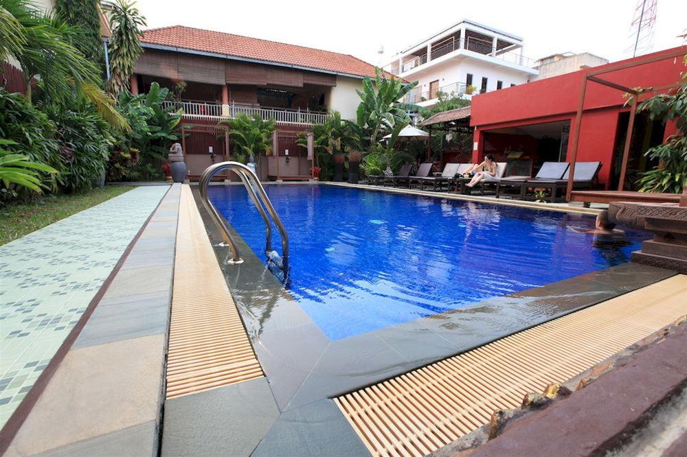 Mom's Guesthouse by null