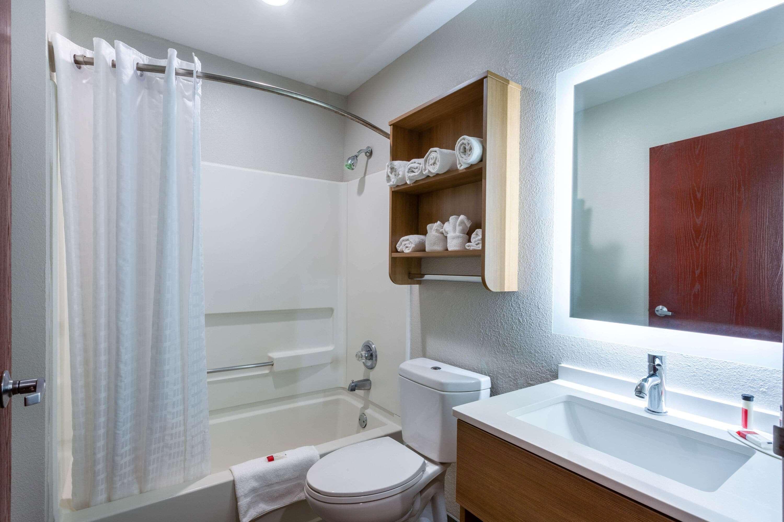 Microtel Inn & Suites By Wyndham Burlington