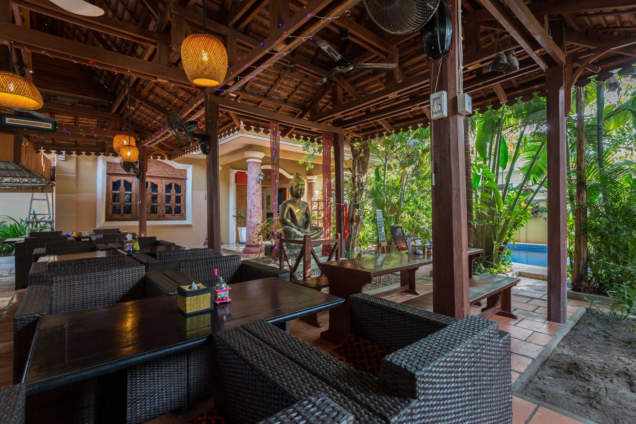 Le Tigre Hotel