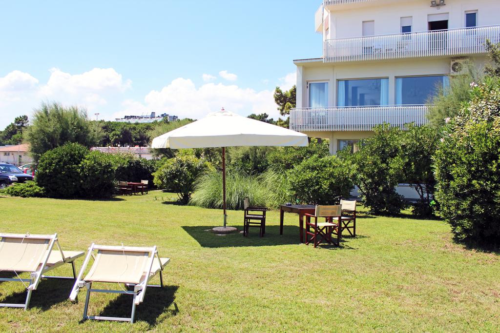 City Beach Resort - Poză