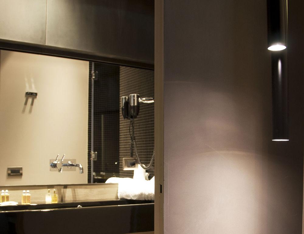 Victoria Palace - photo