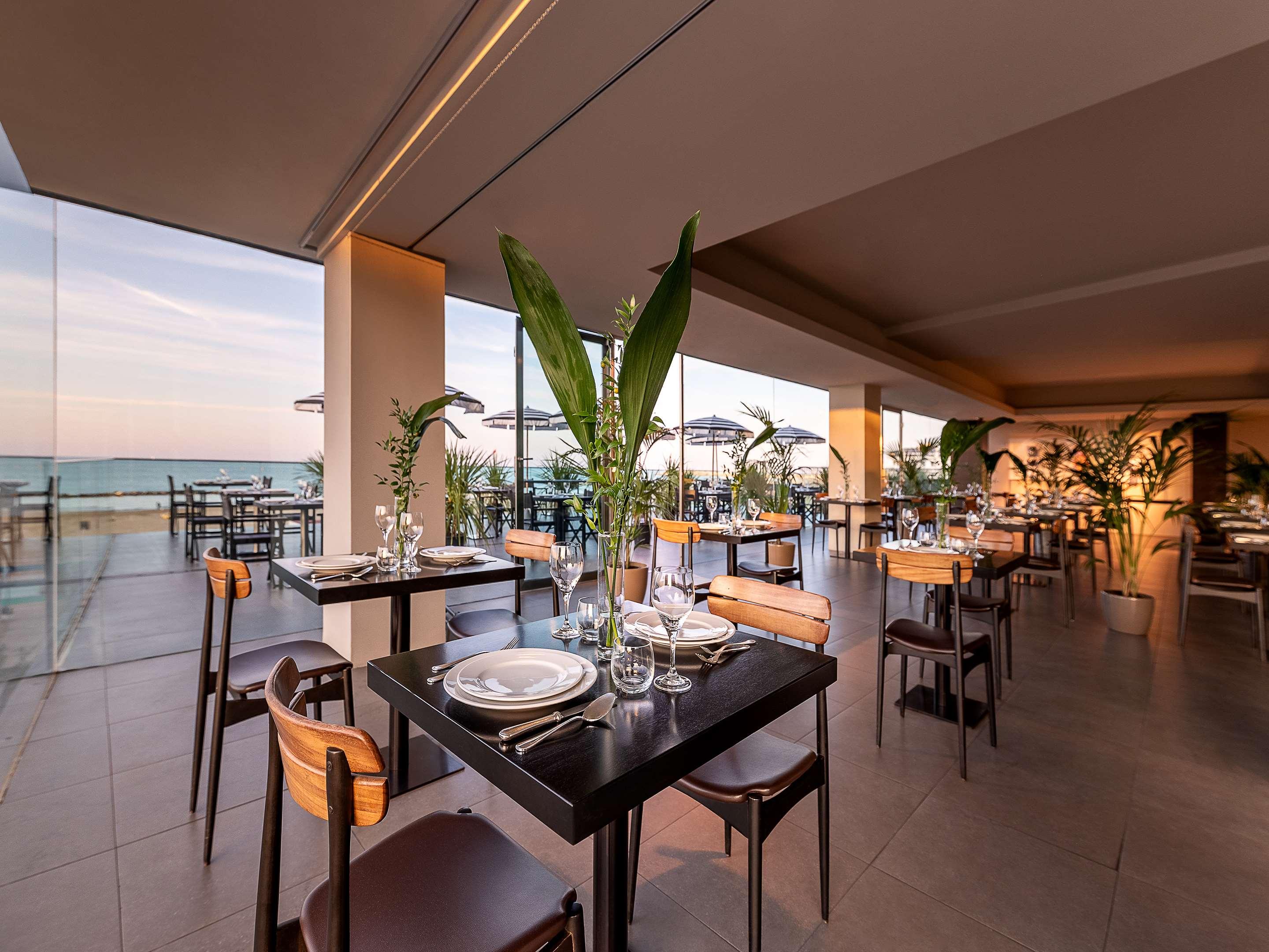 Victoria Palace - photo