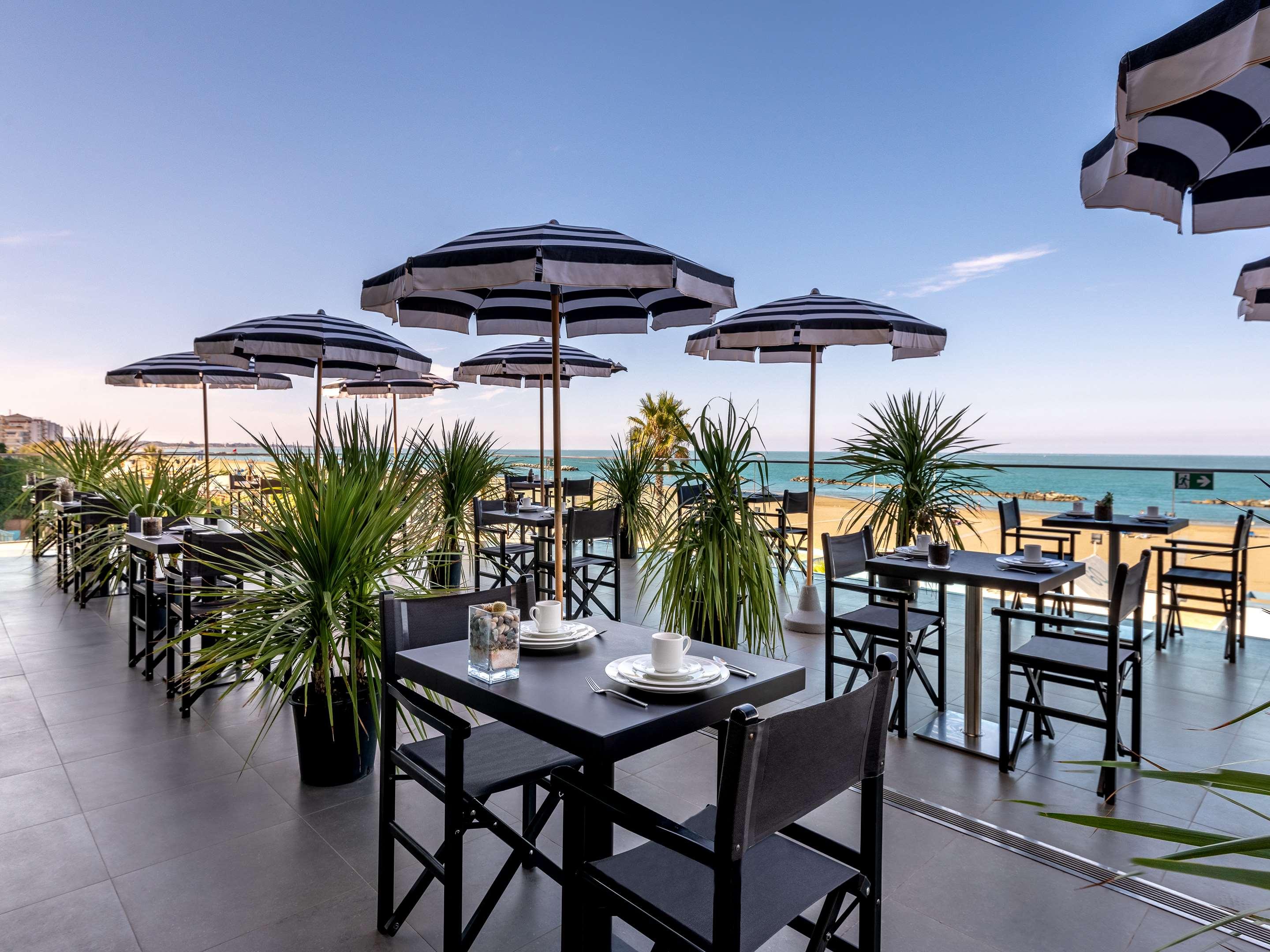 Victoria Palace - photo