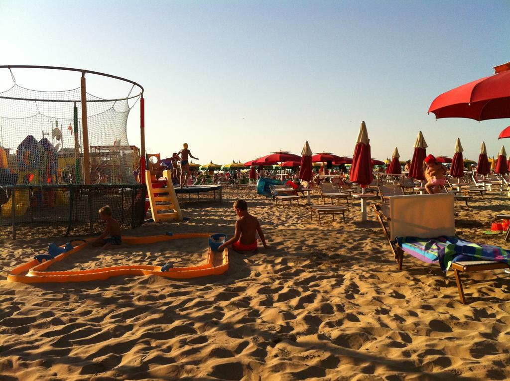 Hotel Annetta - photo