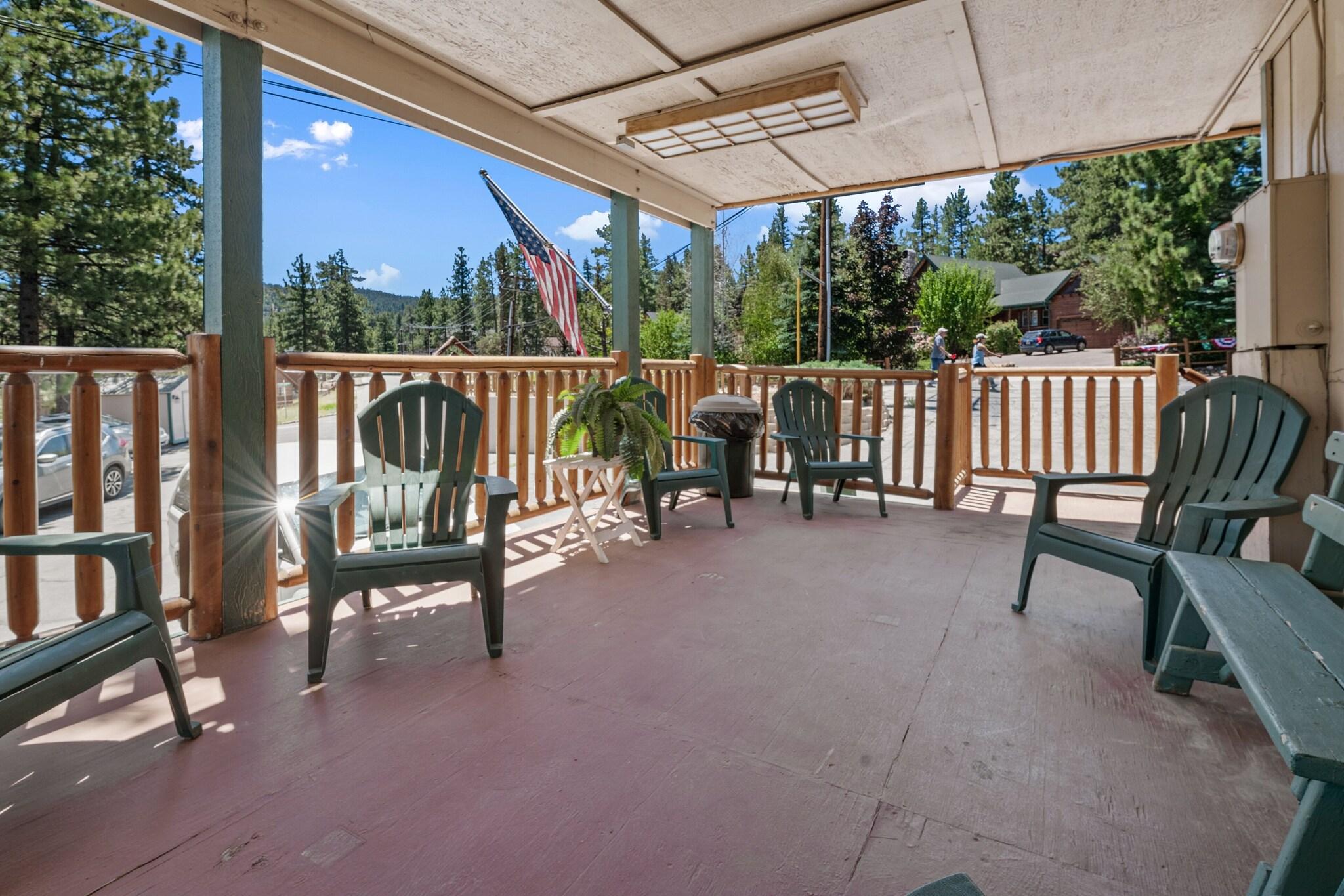 Big Bear LakeFront Lodge by null