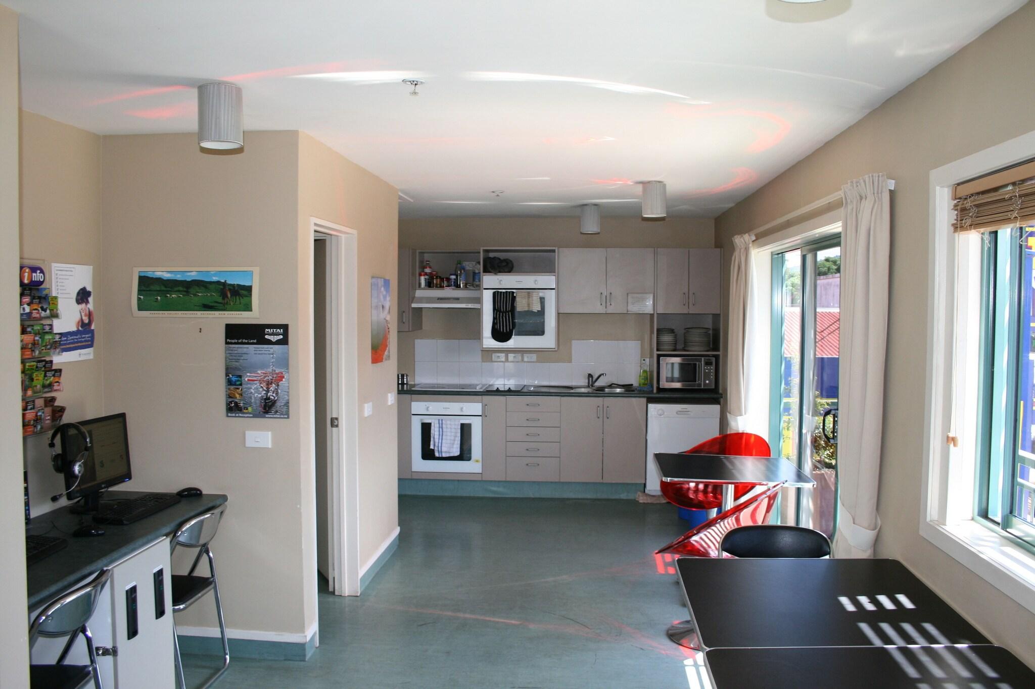 Astray Motel Rotorua by null