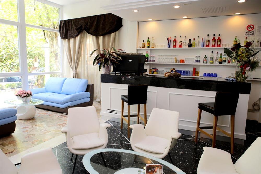 New Hotel Jolie